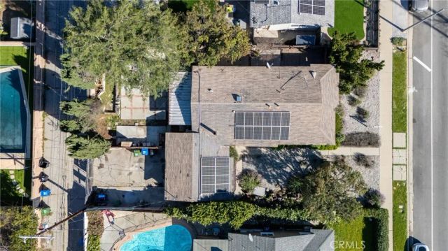 24201 Vanowen, West Hills, CA 91307