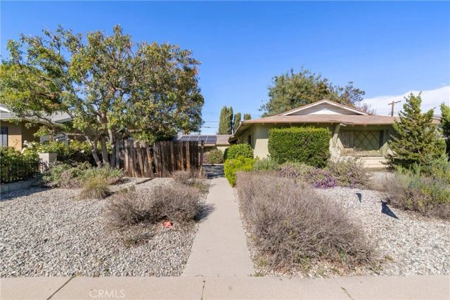 24201 Vanowen, West Hills, CA 91307