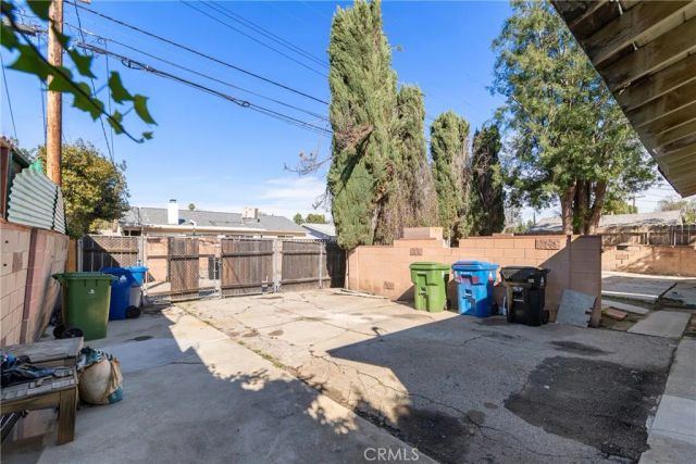 24201 Vanowen, West Hills, CA 91307