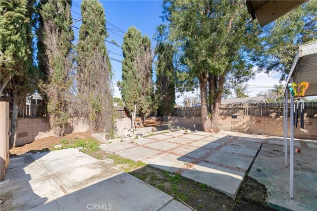 24201 Vanowen, West Hills, CA 91307