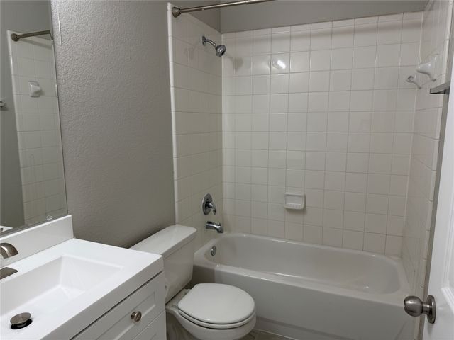 523 Hilltop Drive, Anna, TX 75409