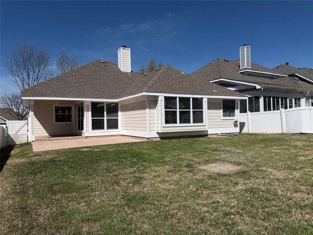 523 Hilltop Drive, Anna, TX 75409