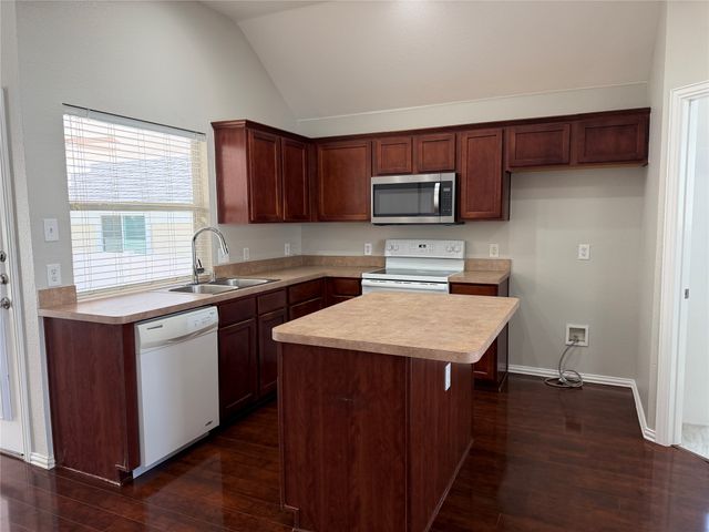 523 Hilltop Drive, Anna, TX 75409