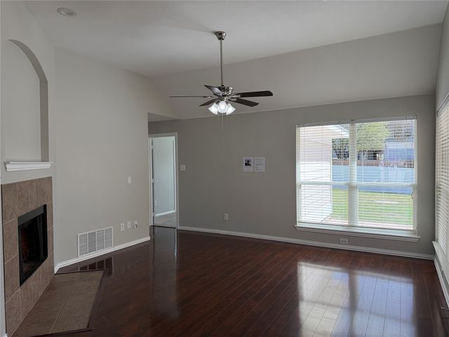 523 Hilltop Drive, Anna, TX 75409