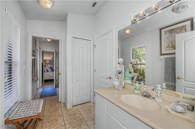 3229 SE 1st CT, Cape Coral, FL 33904