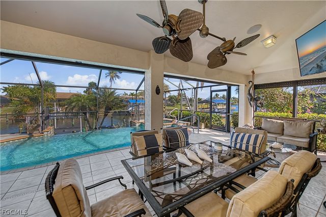 3229 SE 1st CT, Cape Coral, FL 33904