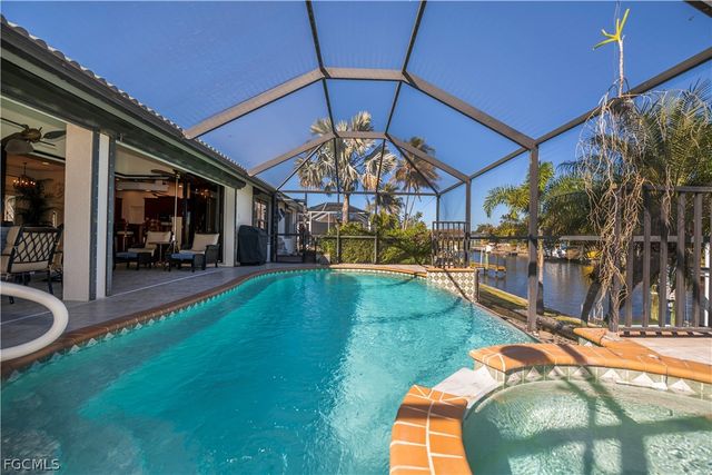 3229 SE 1st CT, Cape Coral, FL 33904