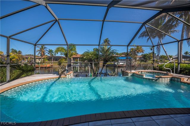 3229 SE 1st CT, Cape Coral, FL 33904