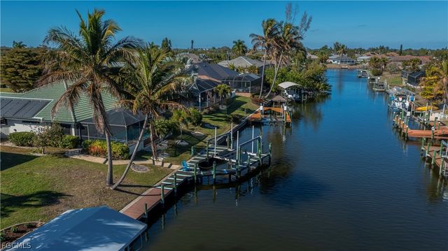 3229 SE 1st CT, Cape Coral, FL 33904