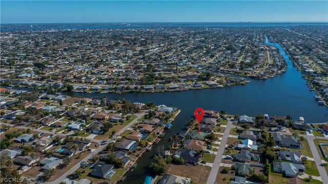 3229 SE 1st CT, Cape Coral, FL 33904