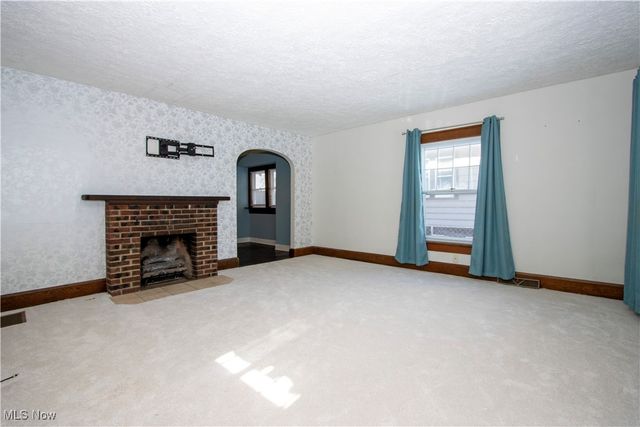 150 Ohio Avenue, Wadsworth, OH 44281