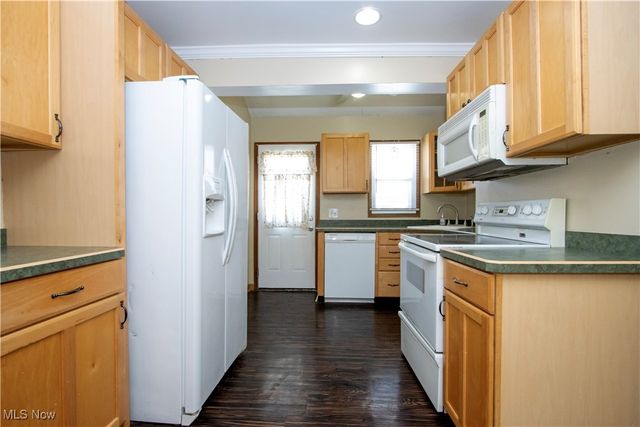 150 Ohio Avenue, Wadsworth, OH 44281