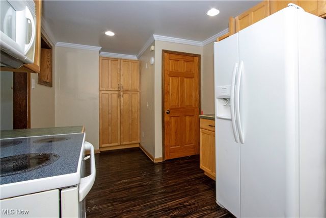 150 Ohio Avenue, Wadsworth, OH 44281