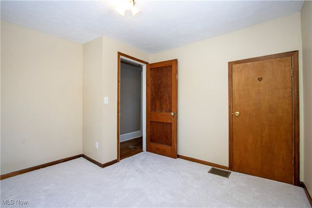 150 Ohio Avenue, Wadsworth, OH 44281