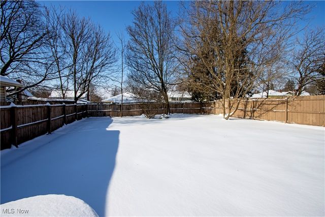 150 Ohio Avenue, Wadsworth, OH 44281