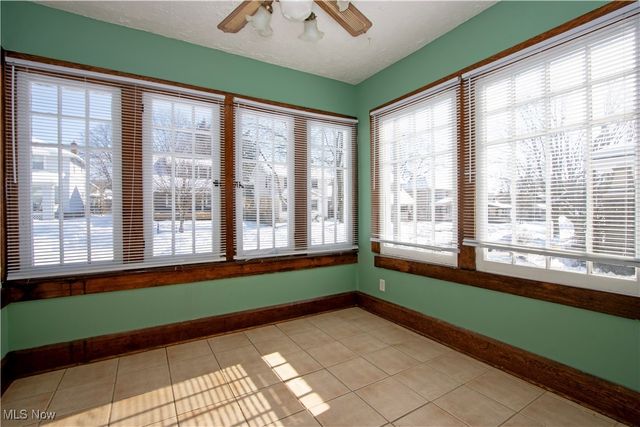 150 Ohio Avenue, Wadsworth, OH 44281