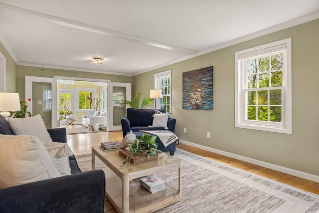 95 Willowbrook Avenue, Stratham, NH 03885