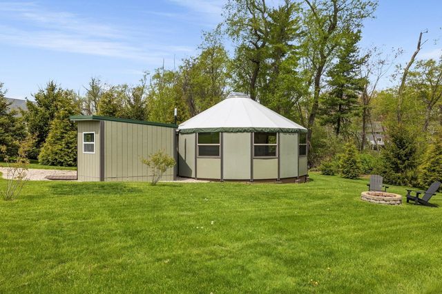 95 Willowbrook Avenue, Stratham, NH 03885