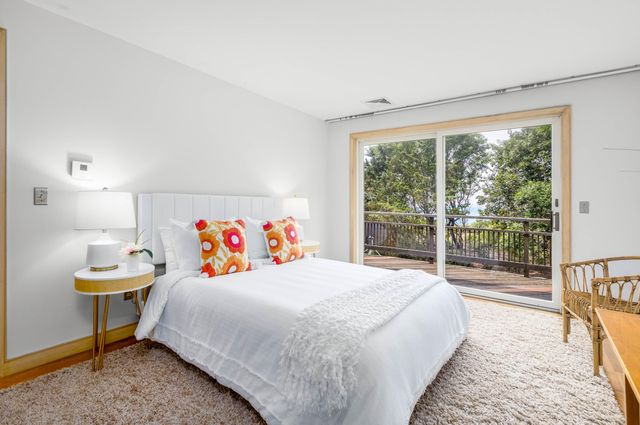 44 Carey Lane, Falmouth, MA 02540
