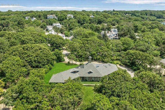 44 Carey Lane, Falmouth, MA 02540