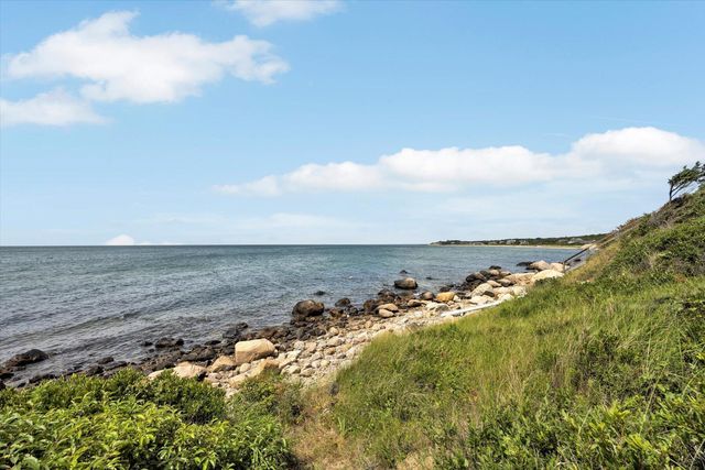 44 Carey Lane, Falmouth, MA 02540