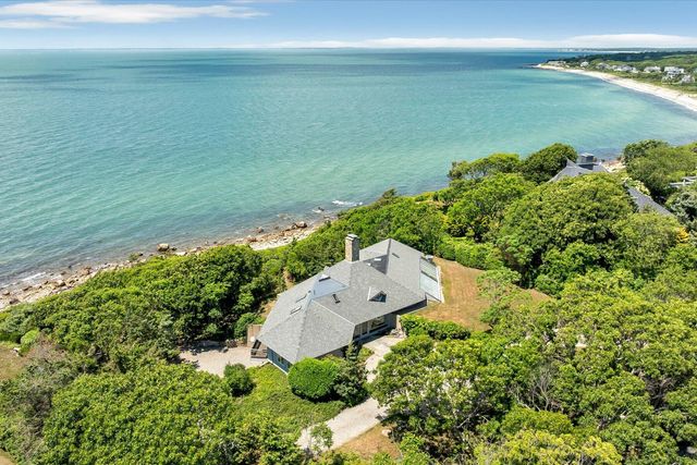 44 Carey Lane, Falmouth, MA 02540