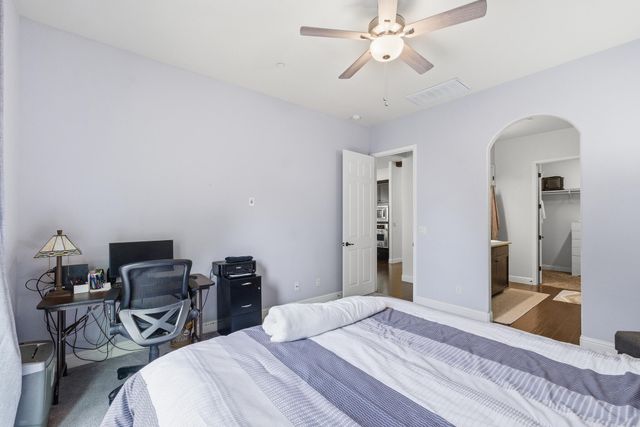 11327 N Via Napoli Drive, Fresno, CA 93730