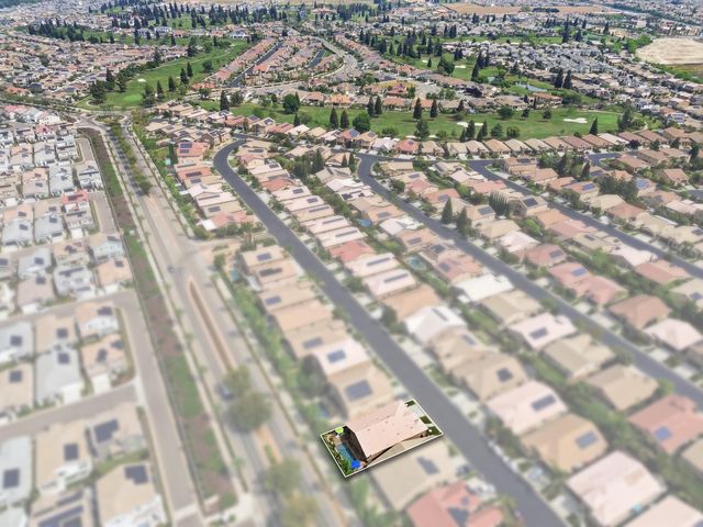 11327 N Via Napoli Drive, Fresno, CA 93730