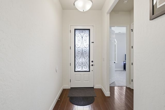 11327 N Via Napoli Drive, Fresno, CA 93730