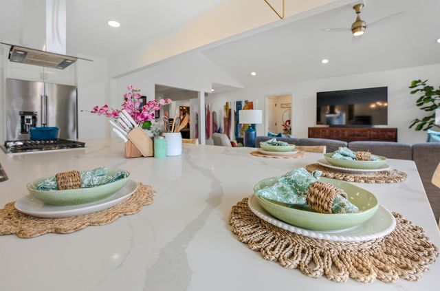 1104 LACOSTA CT, Columbia, MO 65203