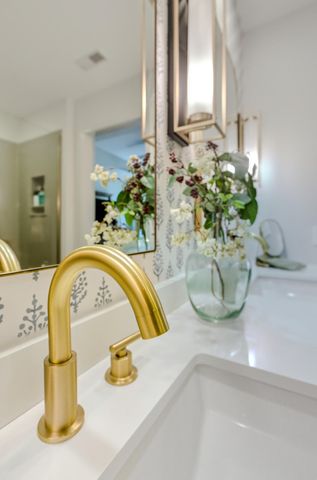 1104 LACOSTA CT, Columbia, MO 65203