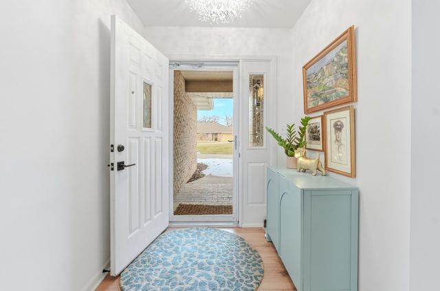 1104 LACOSTA CT, Columbia, MO 65203