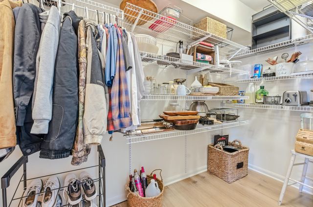 1104 LACOSTA CT, Columbia, MO 65203