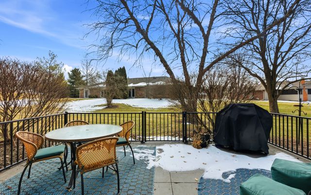 1104 LACOSTA CT, Columbia, MO 65203