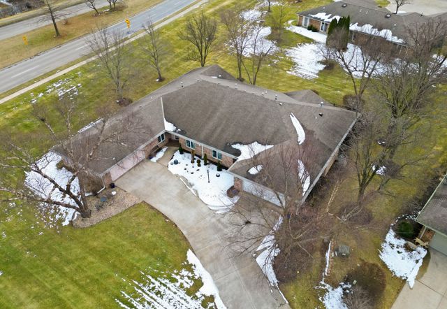 1104 LACOSTA CT, Columbia, MO 65203