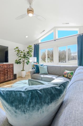 1104 LACOSTA CT, Columbia, MO 65203