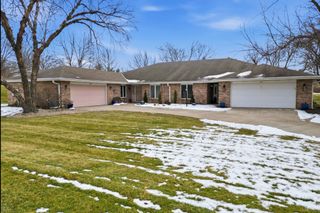 1104 LACOSTA CT, Columbia, MO 65203