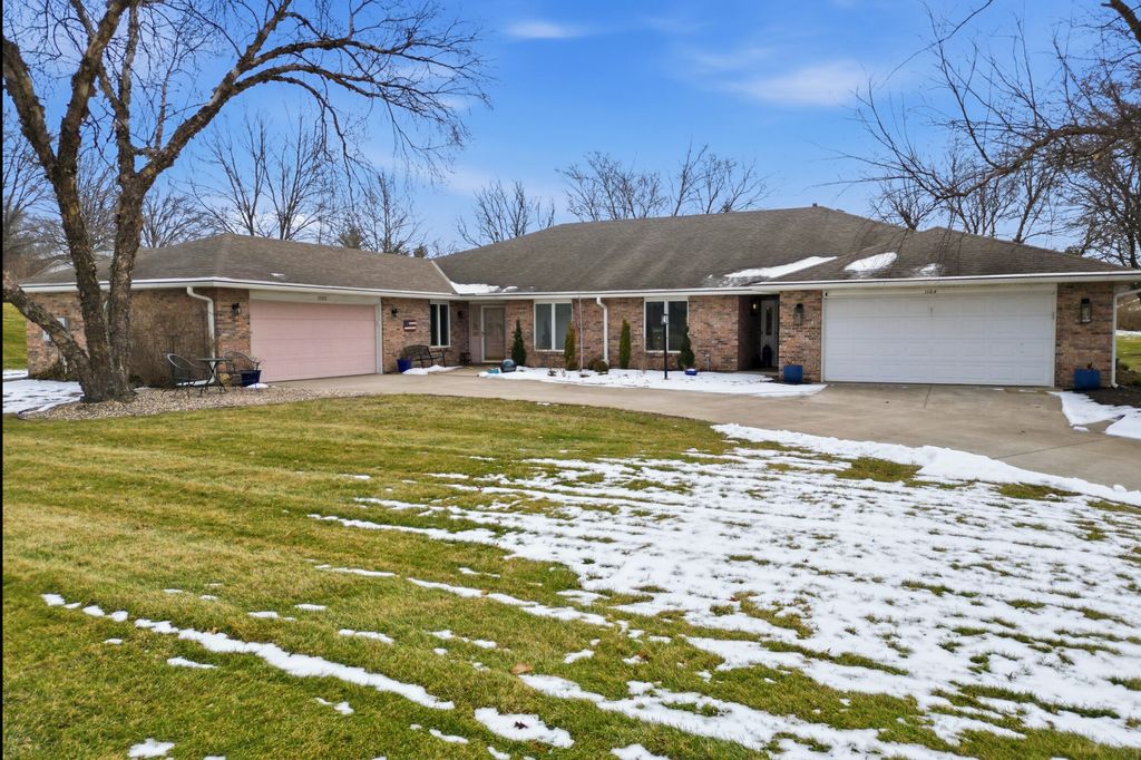 1104 LACOSTA CT, Columbia, MO 65203