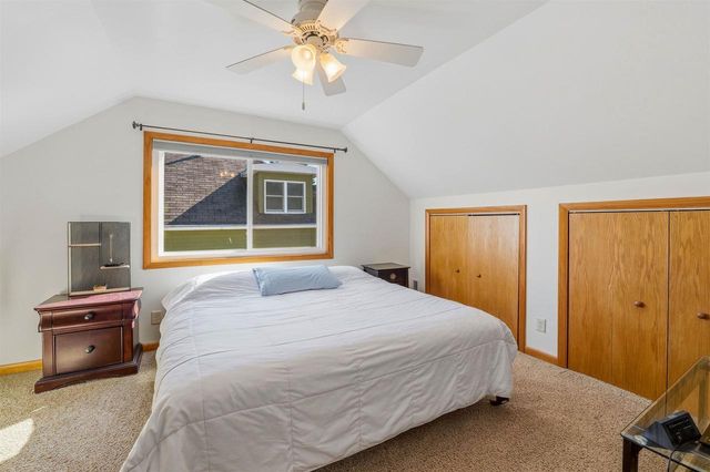 855 W 12TH AVENUE, Oshkosh, WI 54902