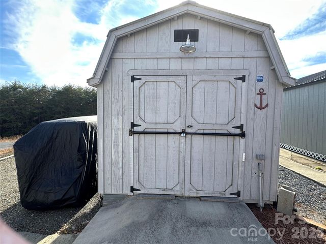 108 Grand View Drive, New London, NC 28127