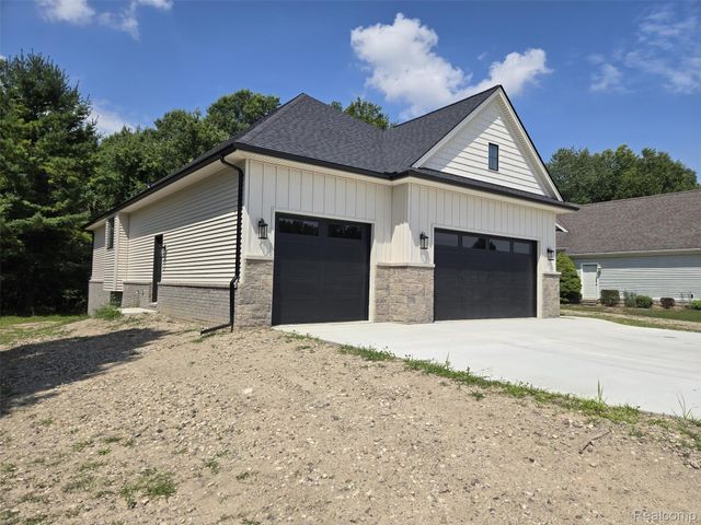 330 Hawks Nest Drive, East China Township, MI 48054