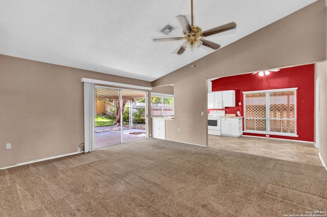 8344 HIGHLAND VIEW, Universal City, TX 78148
