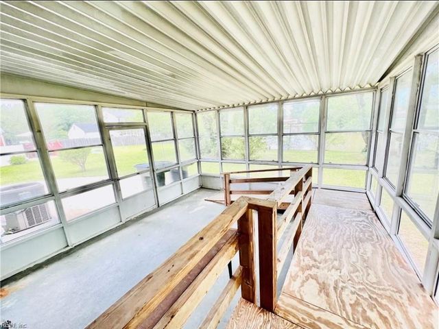 203 Fort Worth ST, Hampton, VA 23669