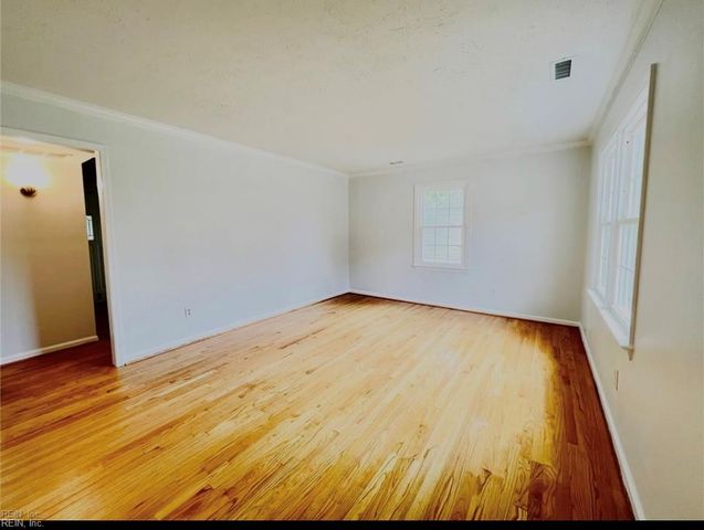 203 Fort Worth ST, Hampton, VA 23669