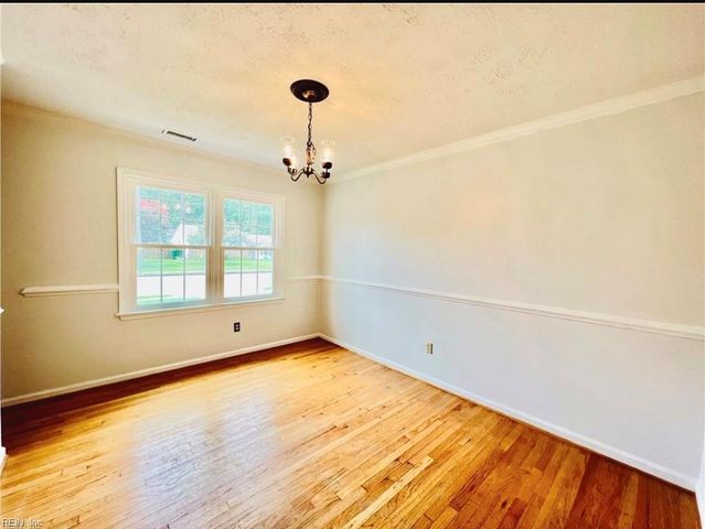 203 Fort Worth ST, Hampton, VA 23669