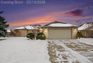 39516 Vinnie Court, Clinton Township, MI 48038