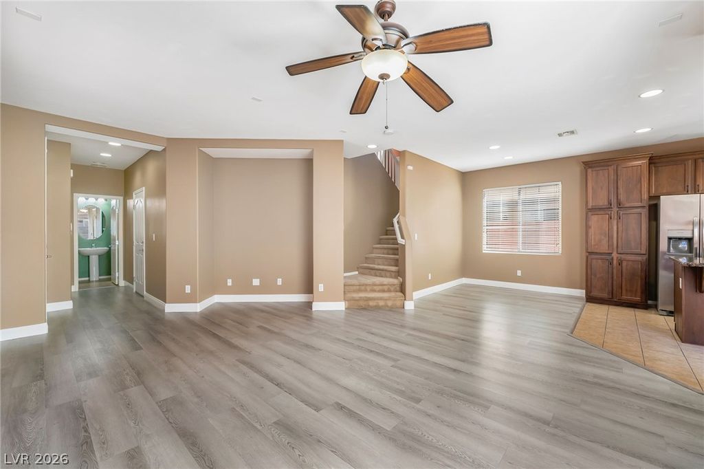 9845 Iris Valley Street, Las Vegas, NV 89178 — photo 3