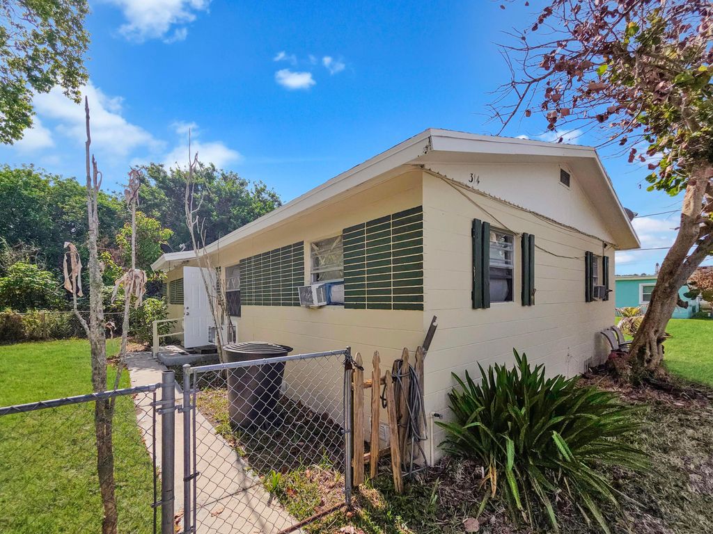 314 Dickson Drive, Fort Pierce, FL 34982