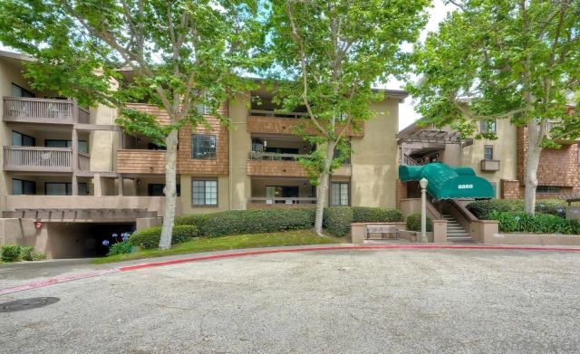 8860 Villa La Jolla Dr 105, La Jolla, CA 92037