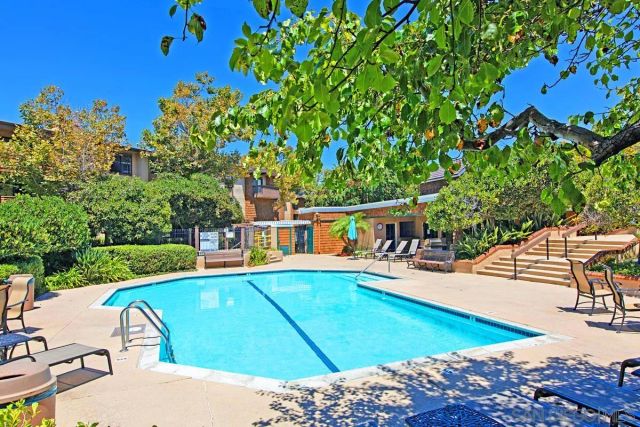 8860 Villa La Jolla Dr 105, La Jolla, CA 92037